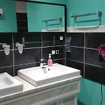 8 Personnes Avec Piscine Beaumarches