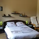 8 Personnes Avec Piscine Beaumarches