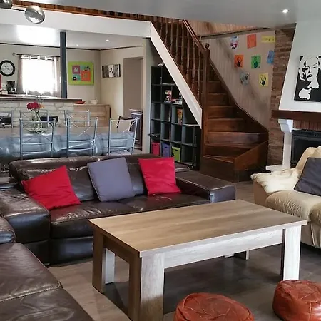 8 Personnes Avec Piscine