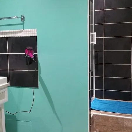 8 Personnes Avec Piscine