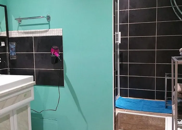 8 Personnes Avec Piscine