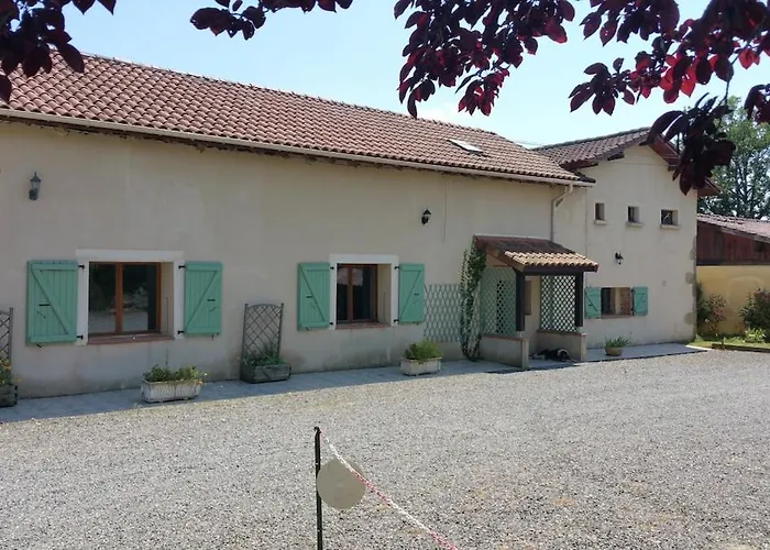 8 Personnes Avec Piscine * Beaumarches