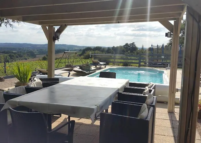 8 Personnes Avec Piscine *